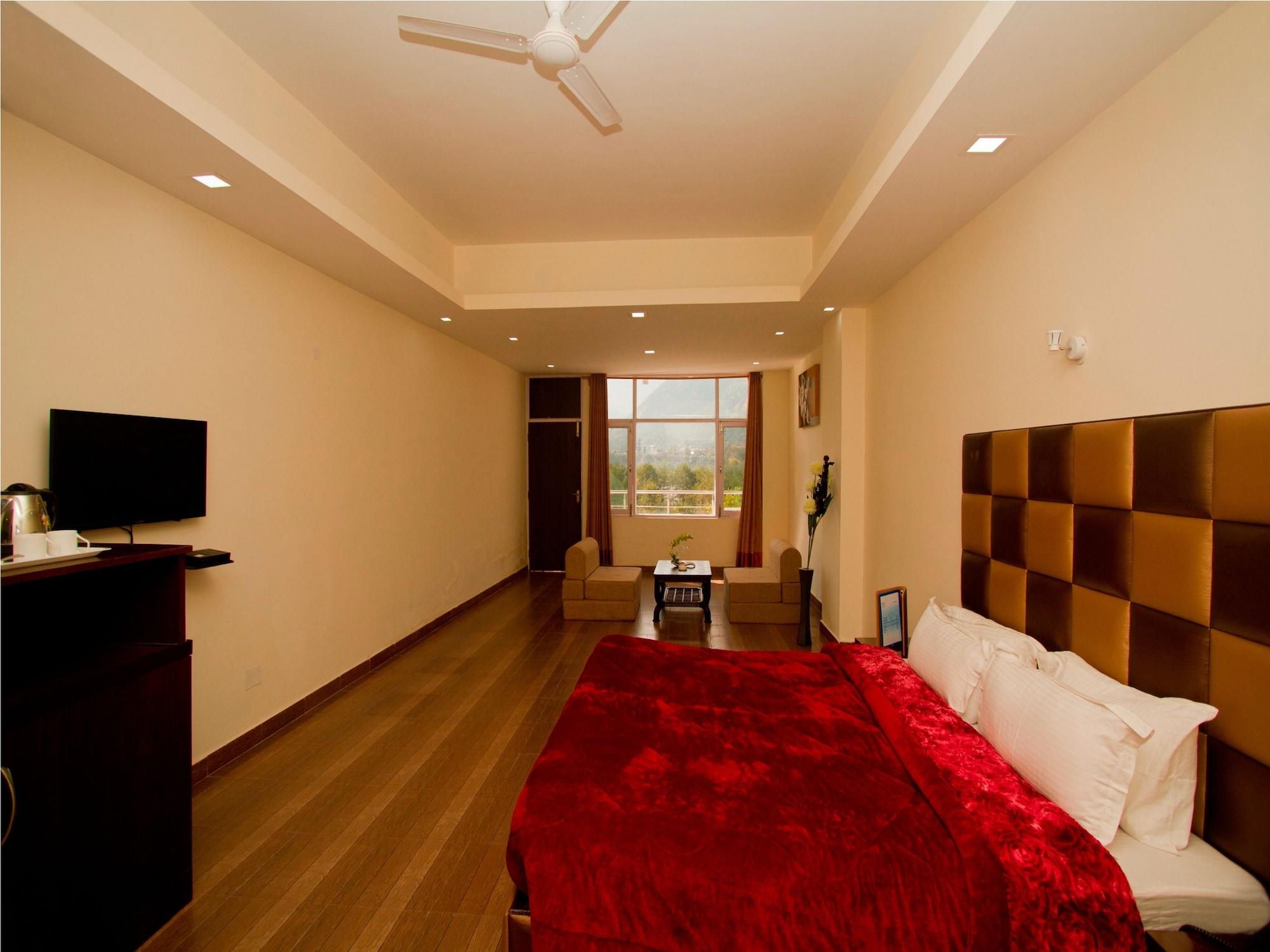 Adb Rooms Snow Touch Resort Manāli Esterno foto