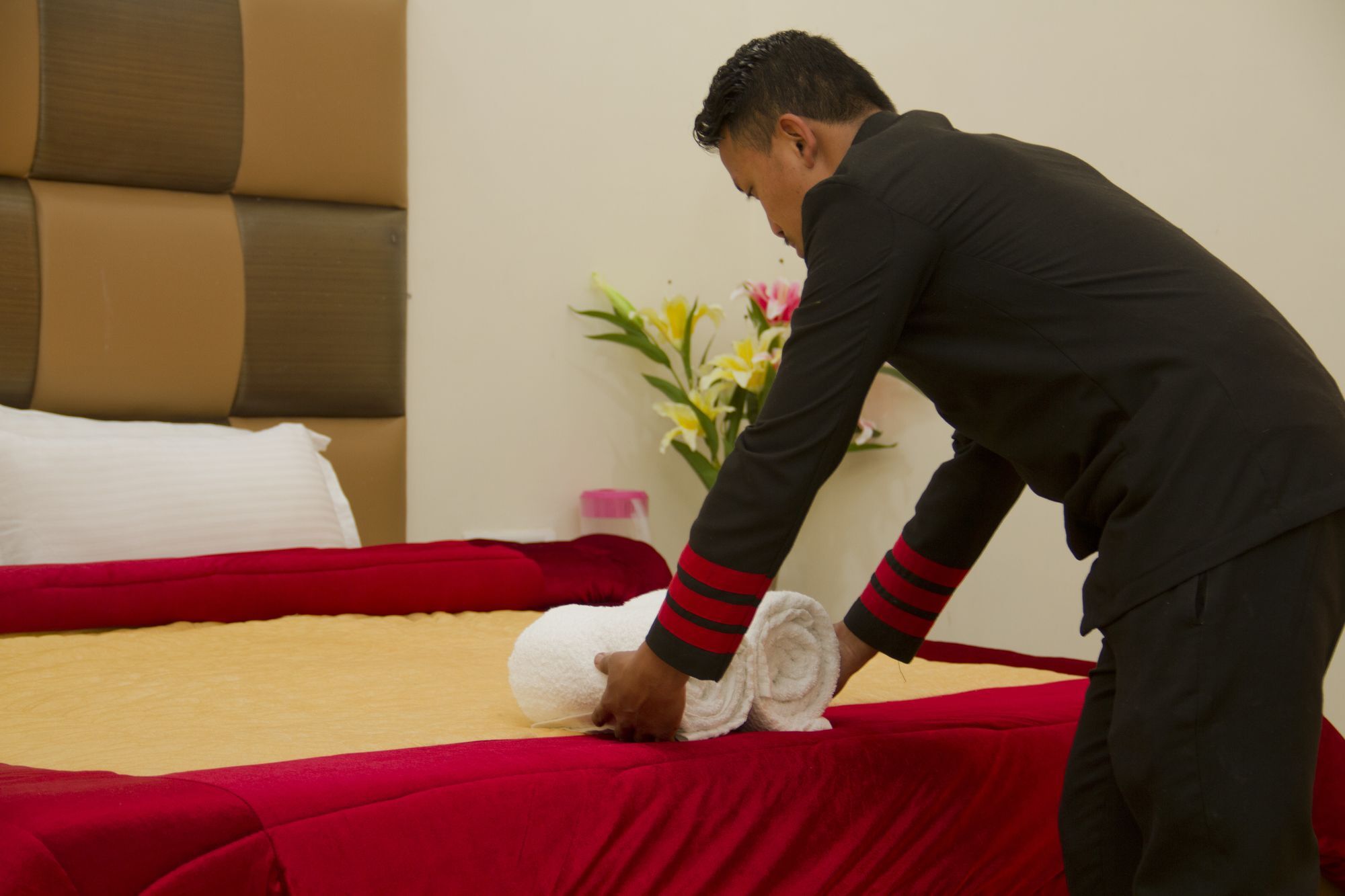 Adb Rooms Snow Touch Resort Manāli Esterno foto